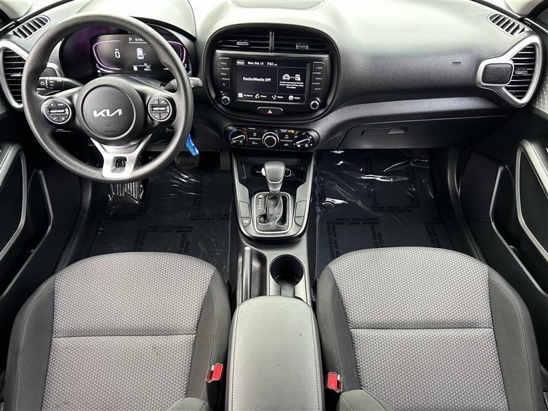 Kia Soul LX CVT 2024