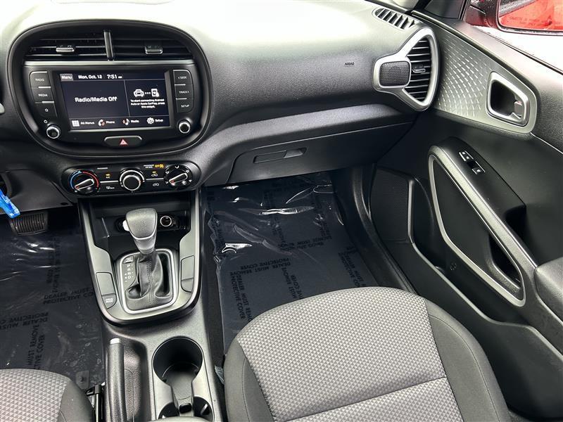 Kia Soul LX CVT 2024