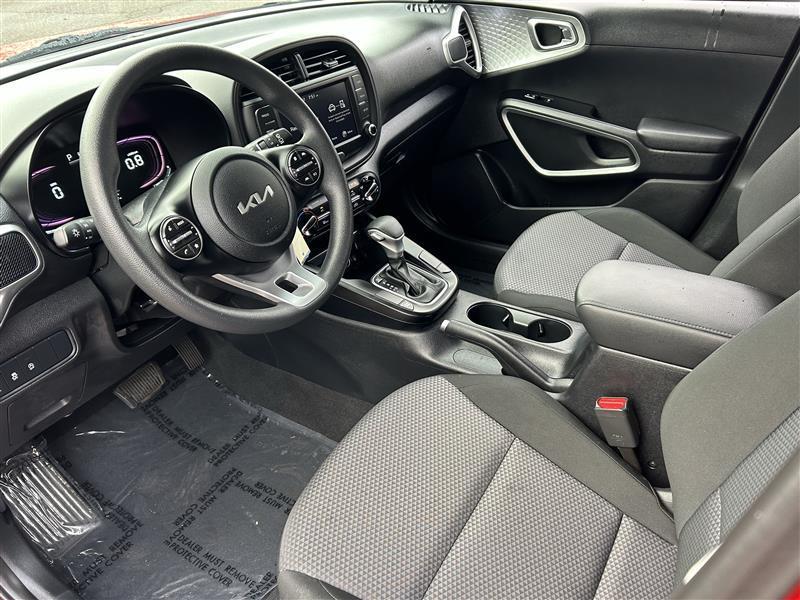 Kia Soul LX CVT 2024