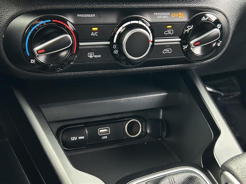 Kia Soul LX CVT 2024