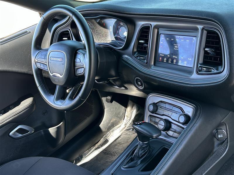 Dodge Challenger GT 2023