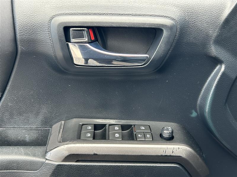 Toyota Tacoma SR5 Double Cab Long Bed V6 6AT 4WD 2019