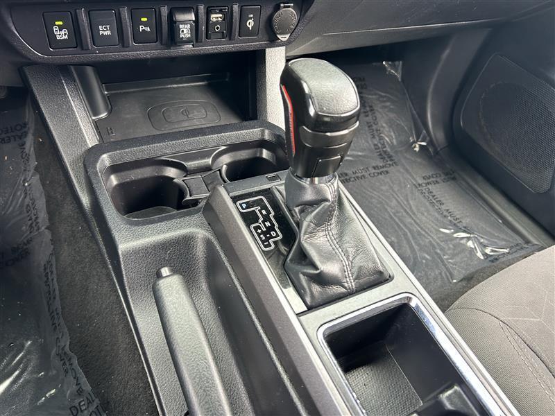 Toyota Tacoma SR5 Double Cab Long Bed V6 6AT 4WD 2019