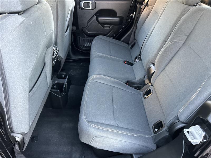Jeep Gladiator Sport 2025