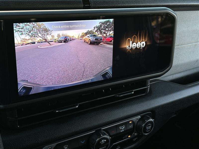 Jeep Gladiator Sport 2025
