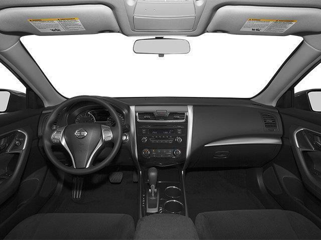 Nissan Altima 2.5 S 2014