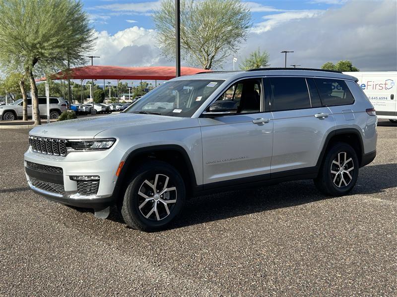 Jeep Grand Cherokee L Limited 4WD 2025