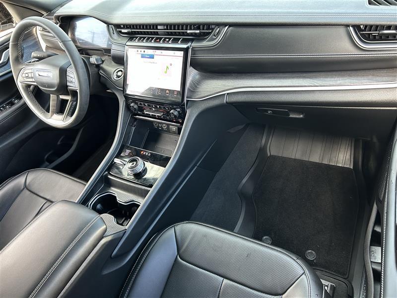 Jeep Grand Cherokee L Limited 4WD 2025
