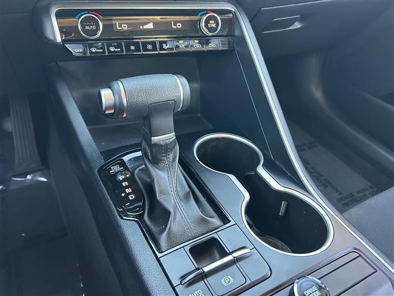 Kia K5 LXS 2022