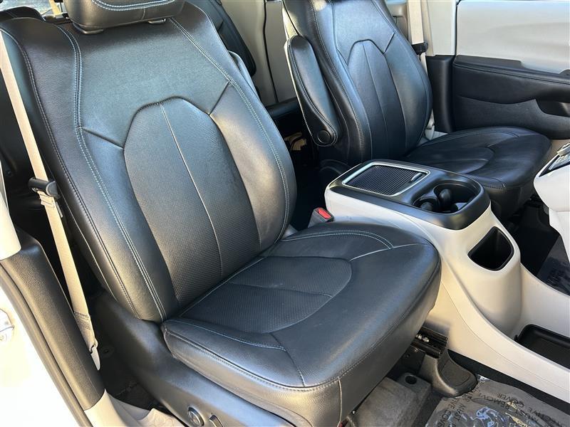 Chrysler Pacifica Touring-L 2021