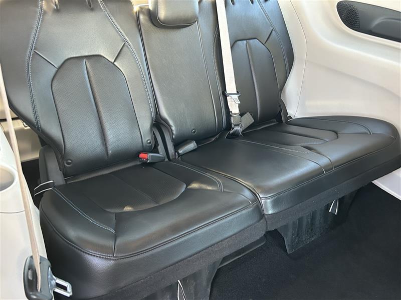 Chrysler Pacifica Touring-L 2021