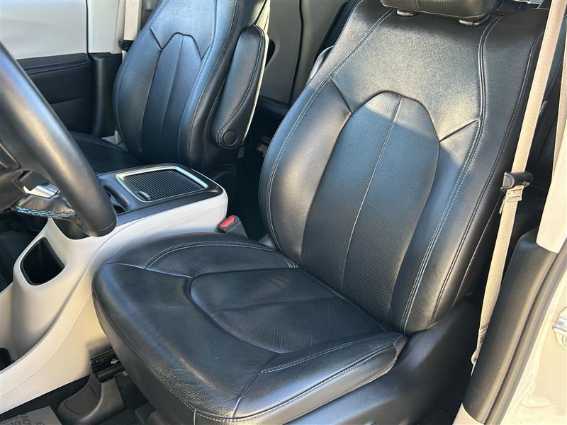 Chrysler Pacifica Touring-L 2021