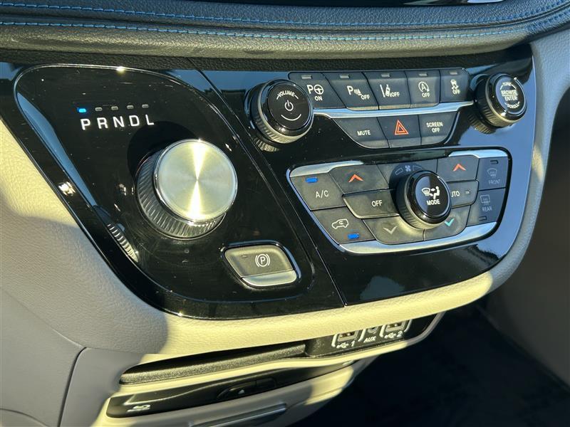 Chrysler Pacifica Touring-L 2021