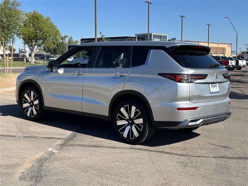 Mitsubishi Outlander SE 4WD 2025