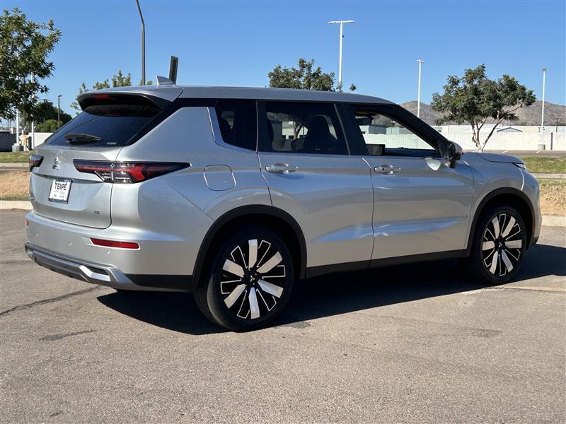 Mitsubishi Outlander SE 4WD 2025