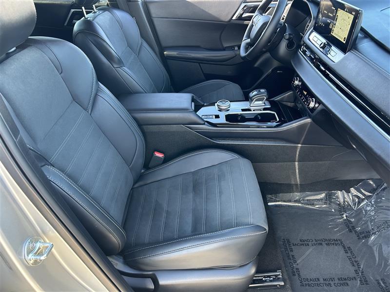 Mitsubishi Outlander SE 4WD 2025