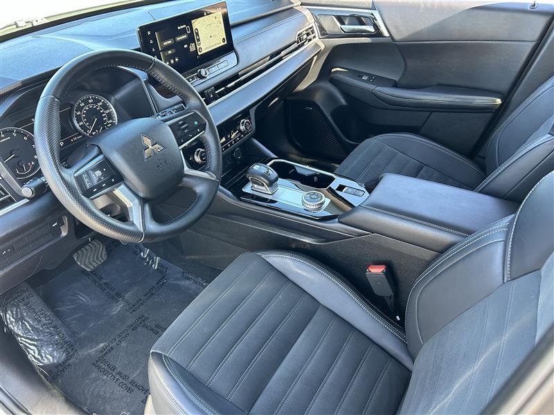 Mitsubishi Outlander SE 4WD 2025