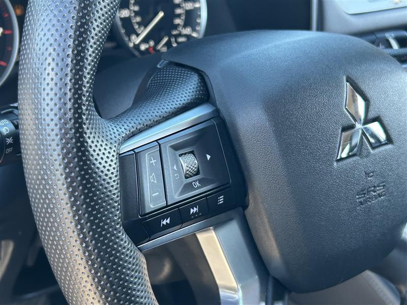 Mitsubishi Outlander SE 4WD 2025