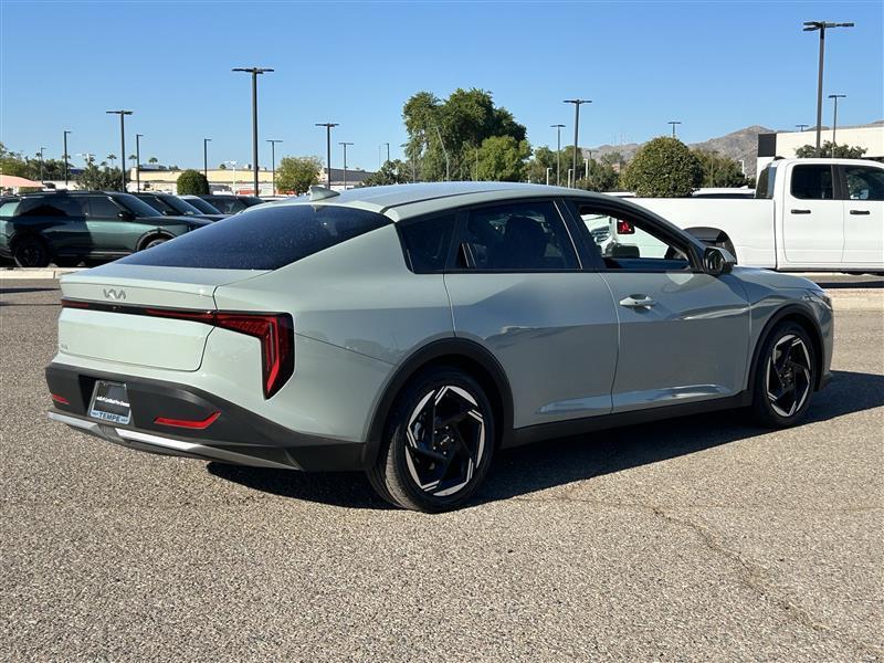 Kia K4 EX 2025