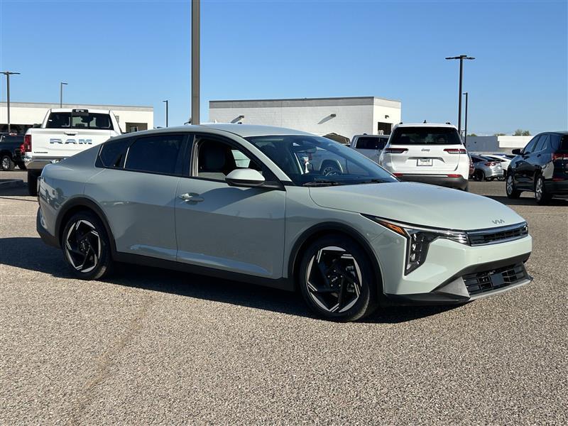 Kia K4 EX 2025