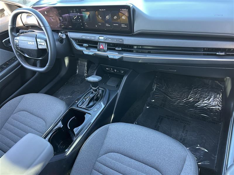 Kia K4 EX 2025
