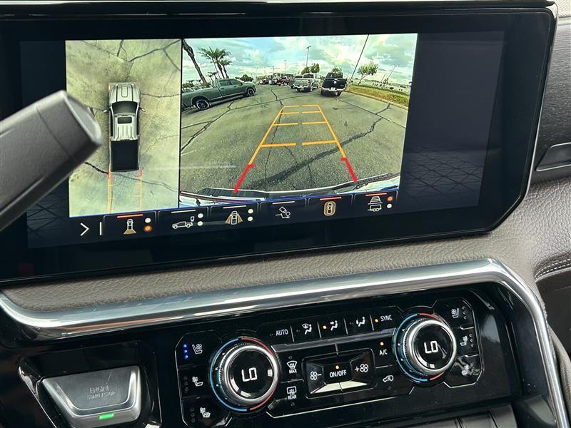 GMC Sierra 2500HD Denali Crew Cab 4WD SB 2025