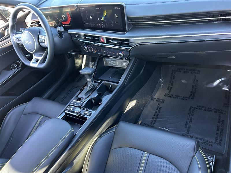Kia K5 GT 2025
