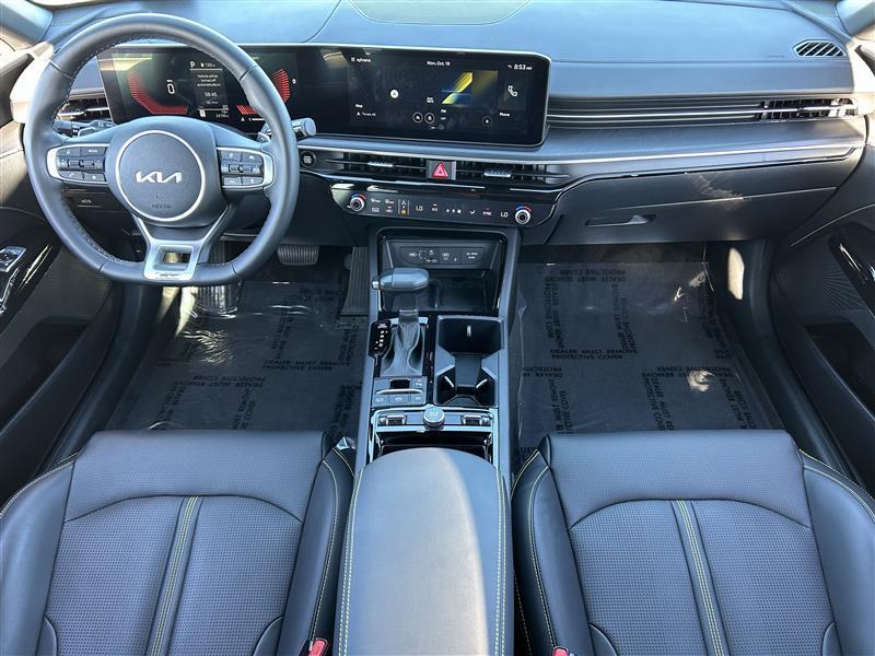 Kia K5 GT 2025