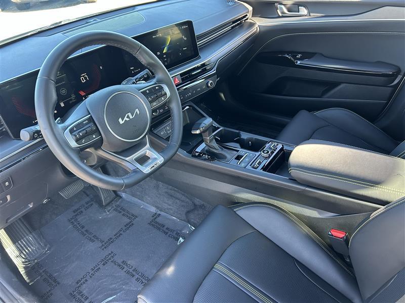 Kia K5 GT 2025