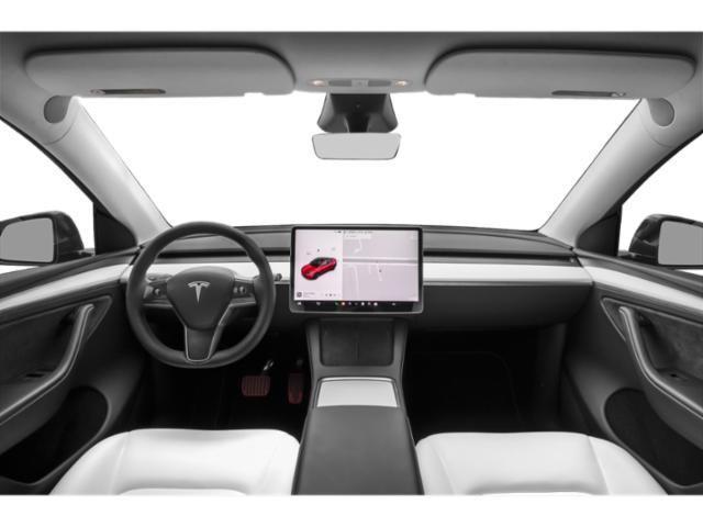 Tesla Model Y Long Range 2024