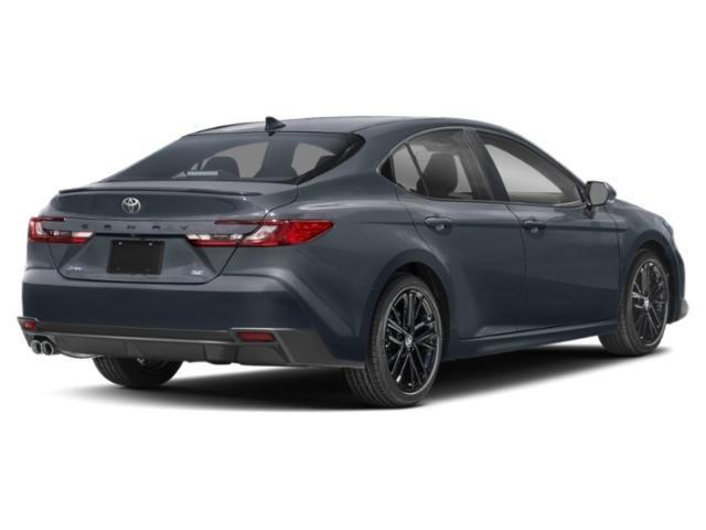 Toyota Camry Hybrid XLE 2025