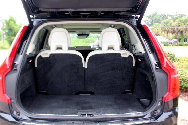 Volvo XC90 T5 Momentum 2022 Volvo XC90 T5 Momentum 2022