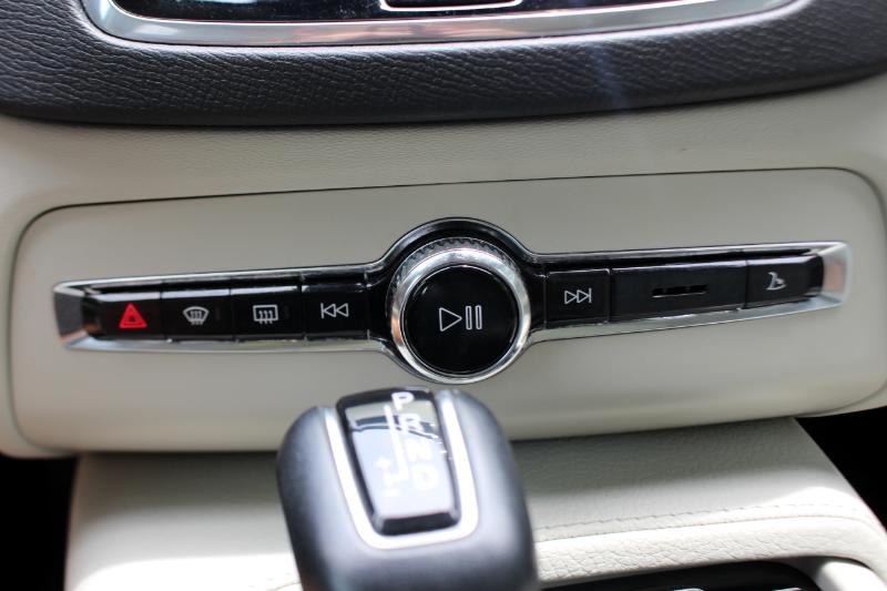 Volvo XC90 T5 Momentum 2022 Volvo XC90 T5 Momentum 2022