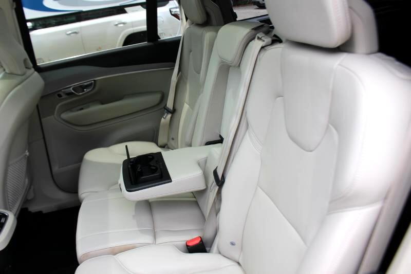 Volvo XC90 T5 Momentum 2022 Volvo XC90 T5 Momentum 2022