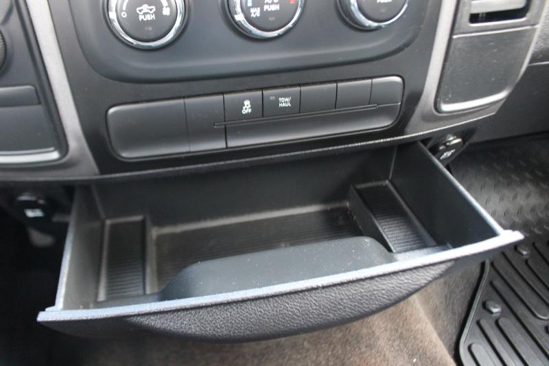 RAM 1500 Tradesman Crew Cab SWB 4WD 2014 RAM 1500 Tradesman Crew Cab SWB 4WD 2014