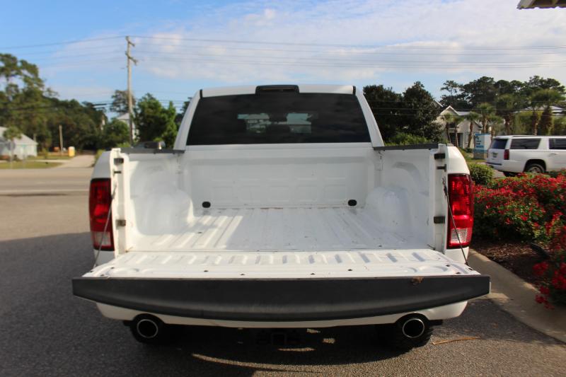 RAM 1500 Tradesman Crew Cab SWB 4WD 2014 RAM 1500 Tradesman Crew Cab SWB 4WD 2014