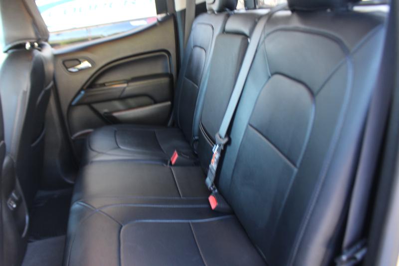 GMC Canyon SLE Crew Cab 2WD 2019 GMC Canyon SLE Crew Cab 2WD 2019