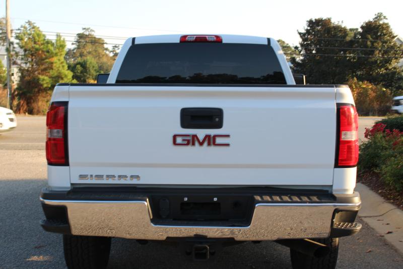 GMC Sierra 2500HD Base Crew Cab 4WD 2018
