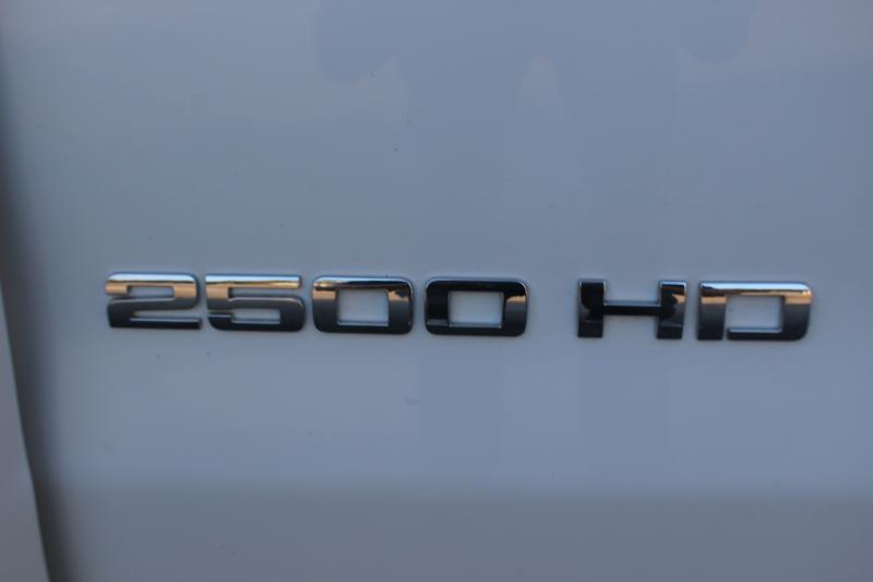 GMC Sierra 2500HD Base Crew Cab 4WD 2018