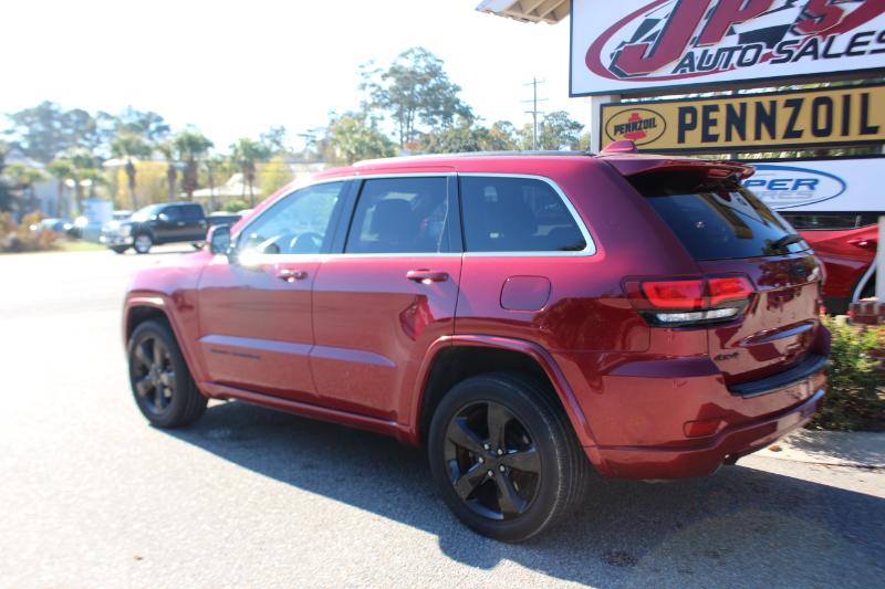 Jeep Grand Cherokee Laredo 4WD 2015