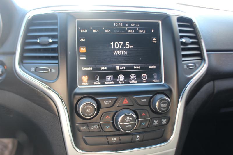 Jeep Grand Cherokee Laredo 4WD 2015