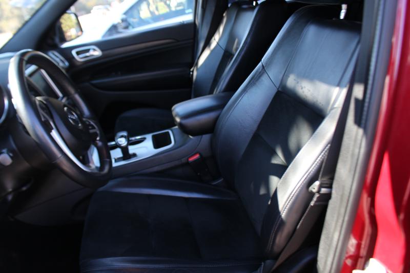 Jeep Grand Cherokee Laredo 4WD 2015