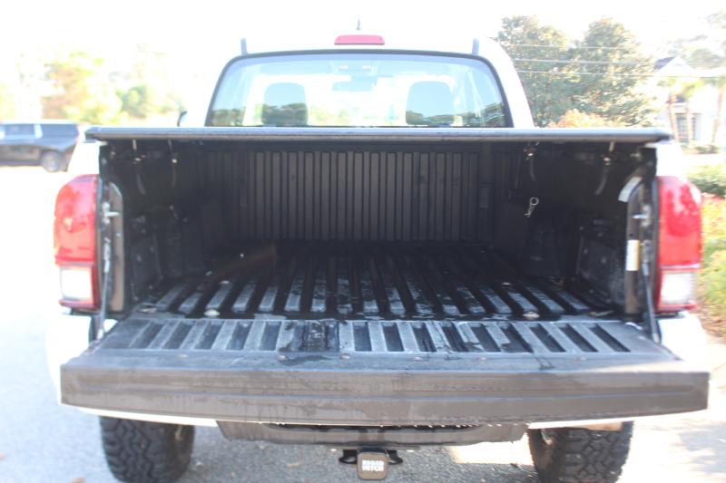 Toyota Tacoma SR5 Access Cab I4 6AT 2WD 2018