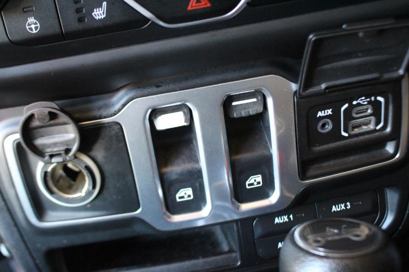 Jeep Wrangler Sport 4WD 2018