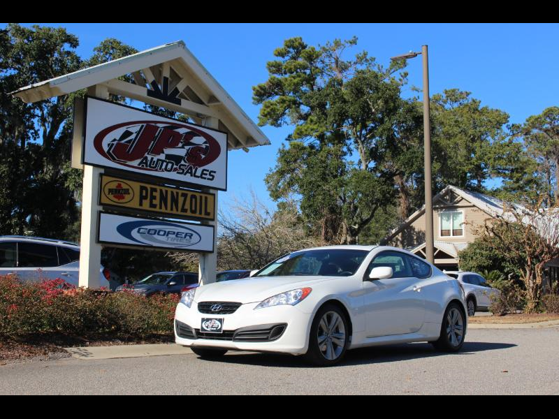 2011 Hyundai Genesis Coupe Base's photo