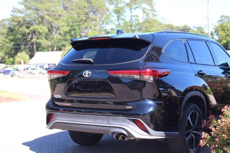 Toyota Highlander XSE FWD V6 2022