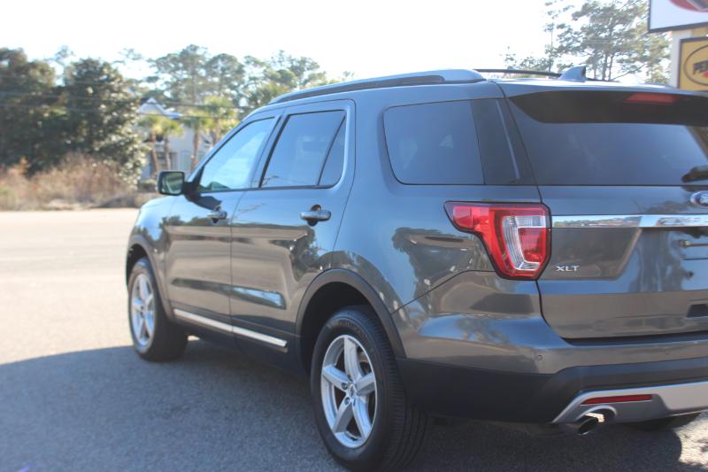 Ford Explorer XLT 4WD 2016