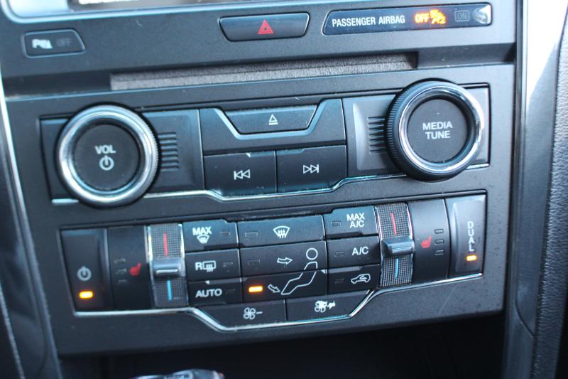 Ford Explorer XLT 4WD 2016