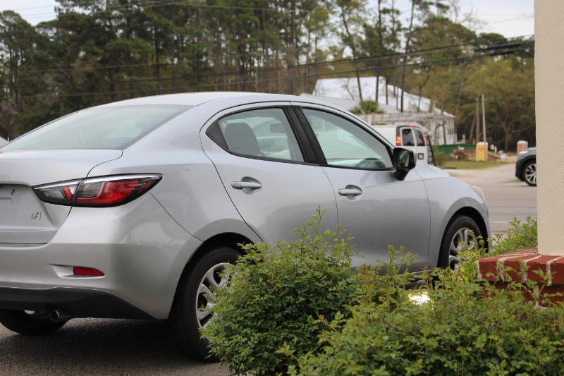 Toyota Yaris iA 6A 2017