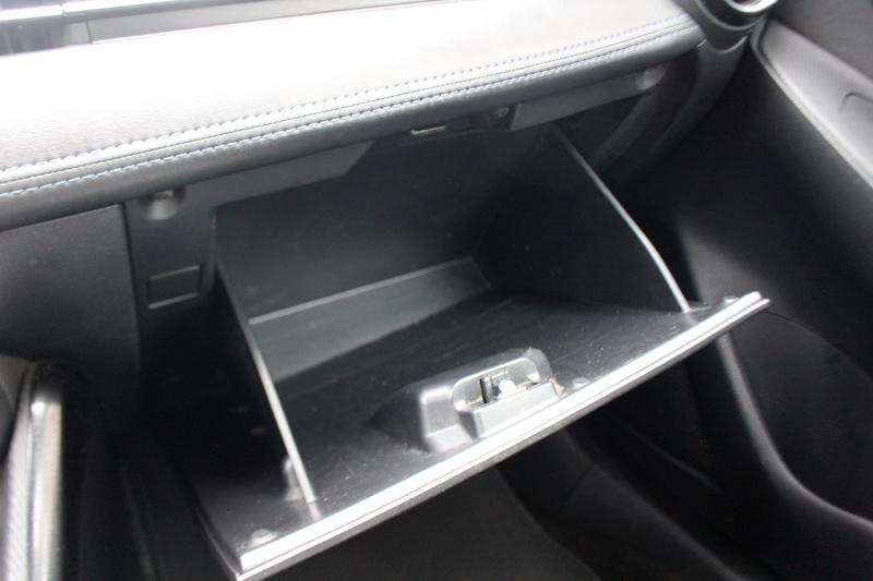 Toyota Yaris iA 6A 2017